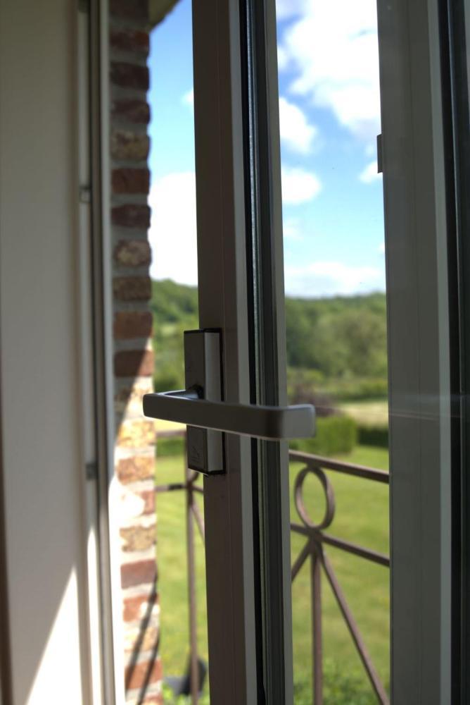 'T Gulpdal Hotel Voeren-Teuven Luaran gambar